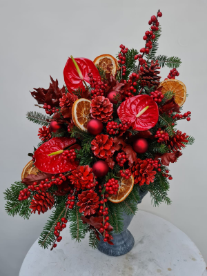  İstanbul Çiçek Gönder - Crimson Luxe